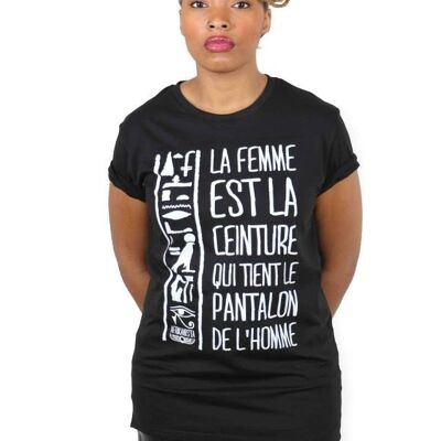 T-Shirt „THE WOMAN & THE BELT“.