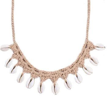 Collier coquillage macramé beige 1