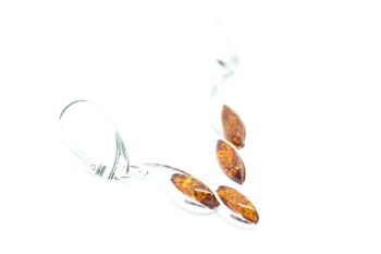 Boucles d'oreilles feuille d'ambre 3