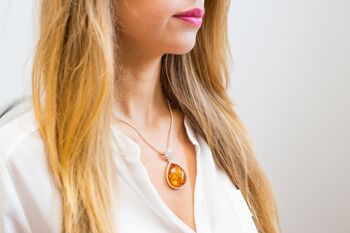 Pendentif Ambre Floral Unique 4