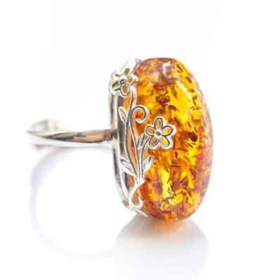 Floral Baltic Amber Ring