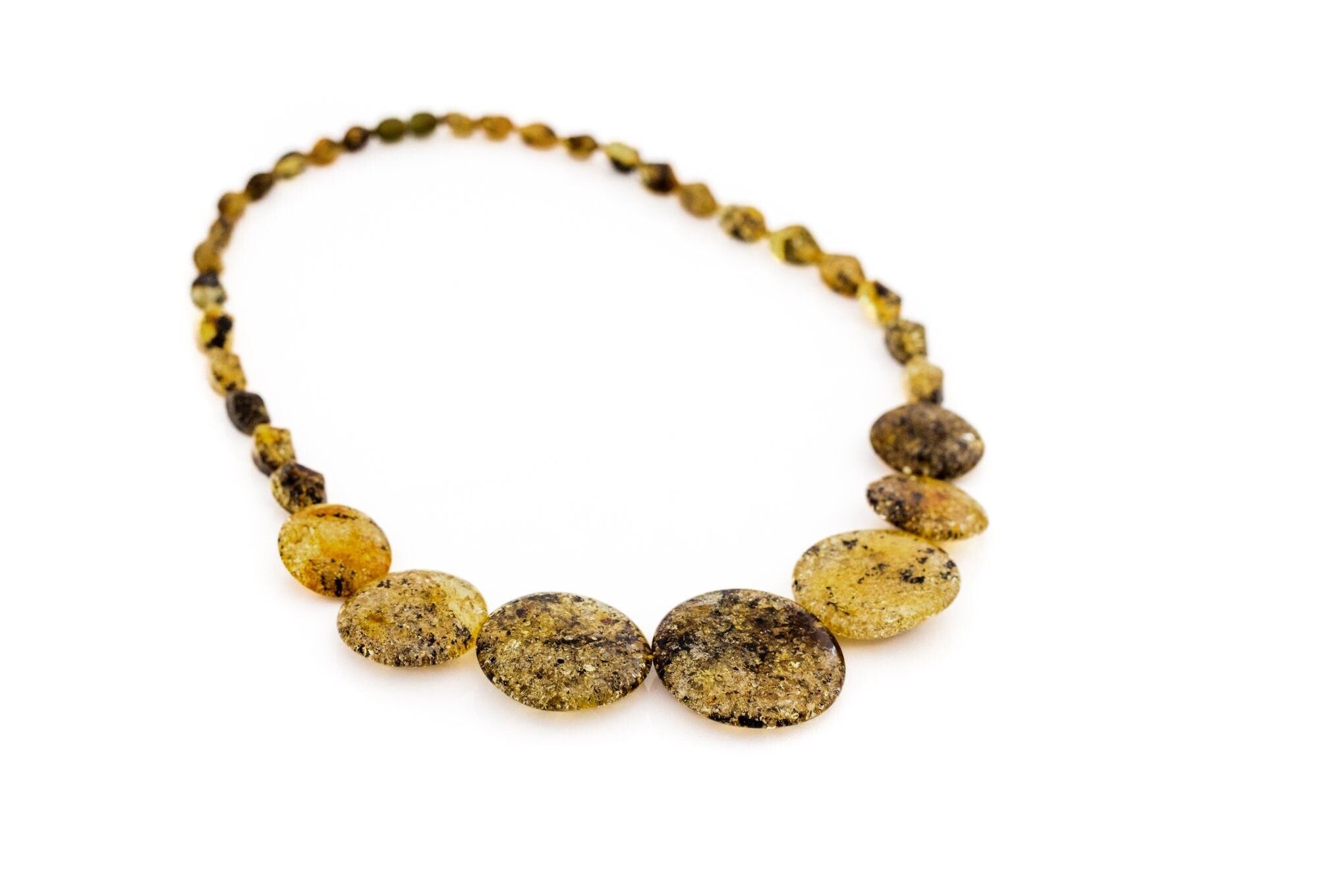 Collar babero llamativo de ámbar verde