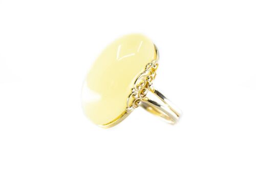 Handmade Elegant Oval Yellow Amber Cocktail Ring