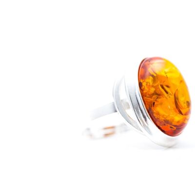 Classic Oval Ring with Cognac Amber