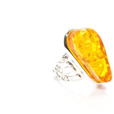 Floral Band Amber Ring