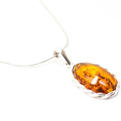Classic Rope Frame Amber Pendant