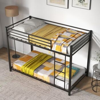Lit jumeau à profil bas sur deux lits superposés en métal avec planches de chargement pleine longueur 2