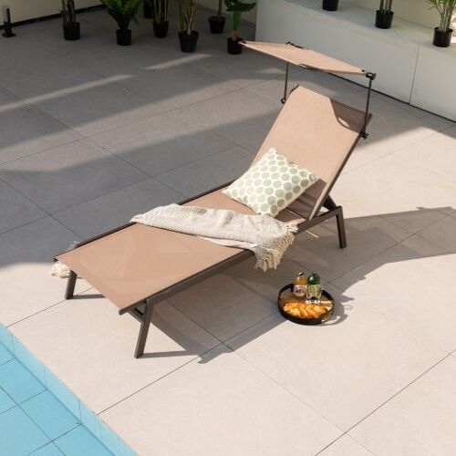Außen-Chaise-Lounge-Stuhl mit Sonnenschirm und 6 einstellbarer Positionbraun