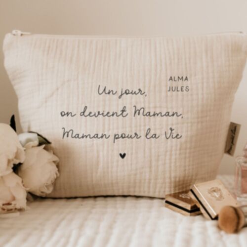 Trousse en gaze de coton "Un jour on devient Maman"