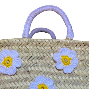 Sac en paille brodé de marguerites 5