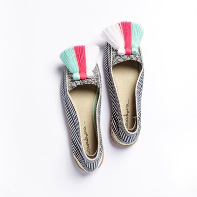 Eugenia - Espadrille with tassels with jute sole