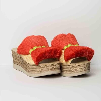 Pumui - Women's wedges with decoration