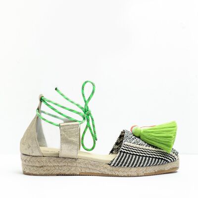 Heliconia Negra - Women's Esparto Sandal with Tassels