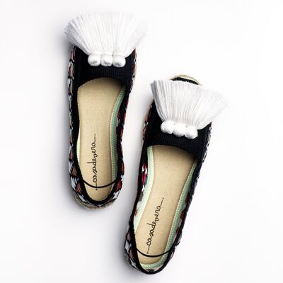 Black Magnolia - Women's espadrilles with Tassels with rubber sole