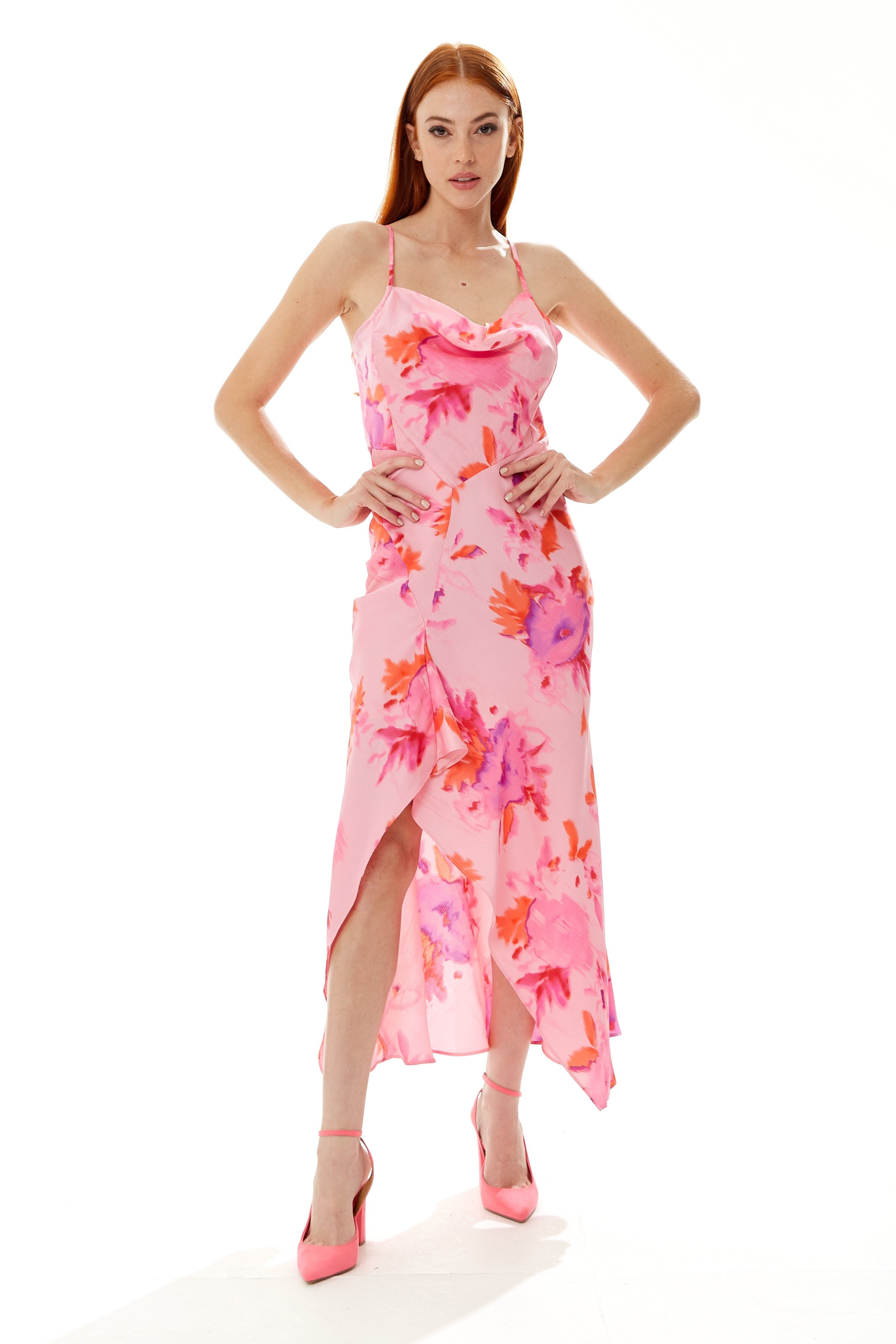 Liquorish Maxikleid mit Blumenmuster und Wasserfallausschnitt in Rosa