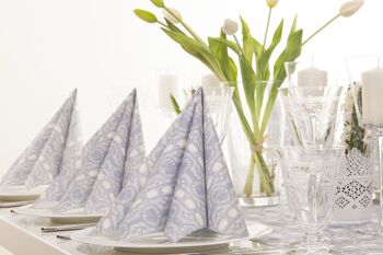 Chemin de table Stefanie bleu champagne en Linclass® Airlaid 40 cm x 24 m, 1 pièce 2