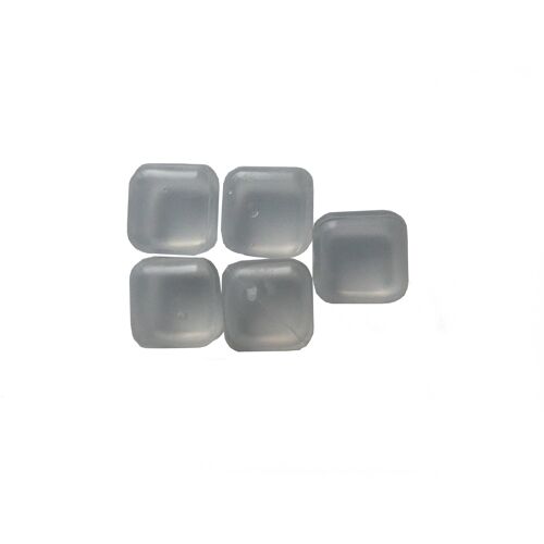 Reusable ice cubes white