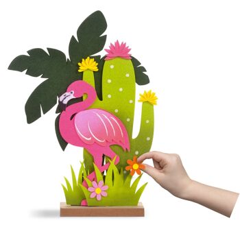 Artisanat en feutre et bois - Faire un flamant rose 1