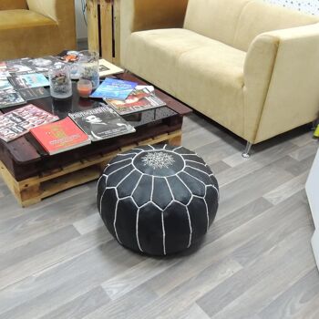 Pouf marocain en cuir noir pouf non rembourré 2