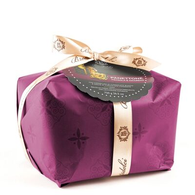 Panettone de fresas y cerezas negras envuelto en 750 gramos