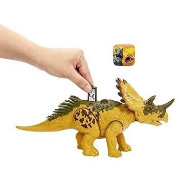 Mattel - réf : HLP19 - Jurassic World figurine articulée - Dinosaure Regaliceratops - Rugissement féroce avec son et attaque -13 cm de haut et 28 cm de long 3
