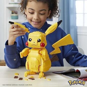 Mattel - réf : FVK81 - MEGA - Pokémon - Pikachu Géant 30 cm, jeu de construction, 825 pièces - A partir de 8 ans 2
