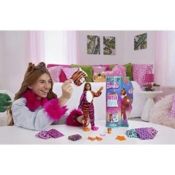 Mattel - réf : HKP99 - Barbie - Poupée Cutie Reveal Série Jungle avec costume de tigre en peluche. 7