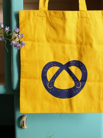 Sac en tissu imprimé à la main avec motif bretzel 3