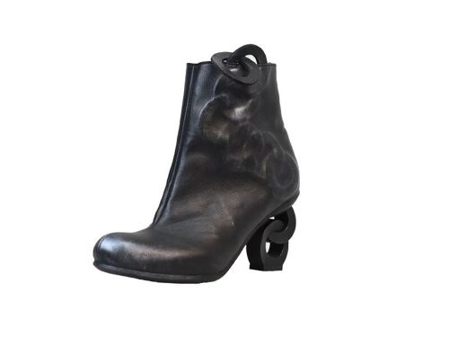 women Leather shoes BEES AW23 PAPUCEI