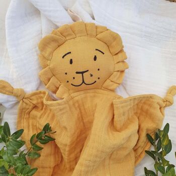 Peluche lion ocre GOTS 3