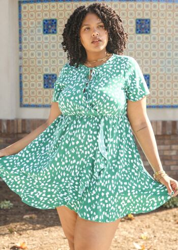 Robe trapèze verte grande taille avec décolleté en trou de serrure sur le devant-Vert 4