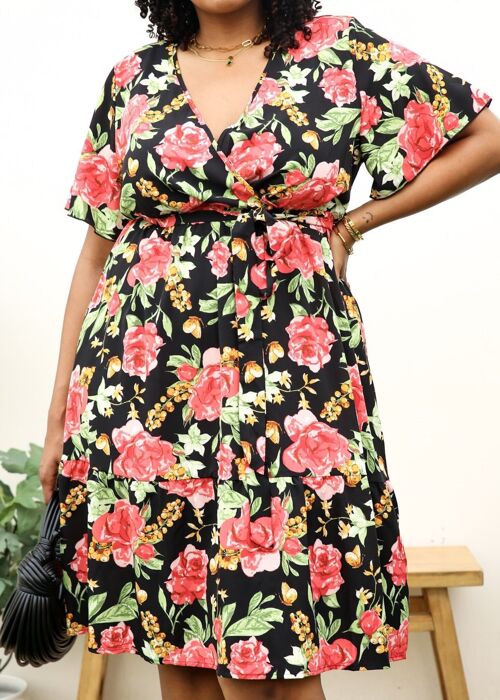 Plus Size Tropical Floral Print Midi Dress with Tied Belt Waist-Black