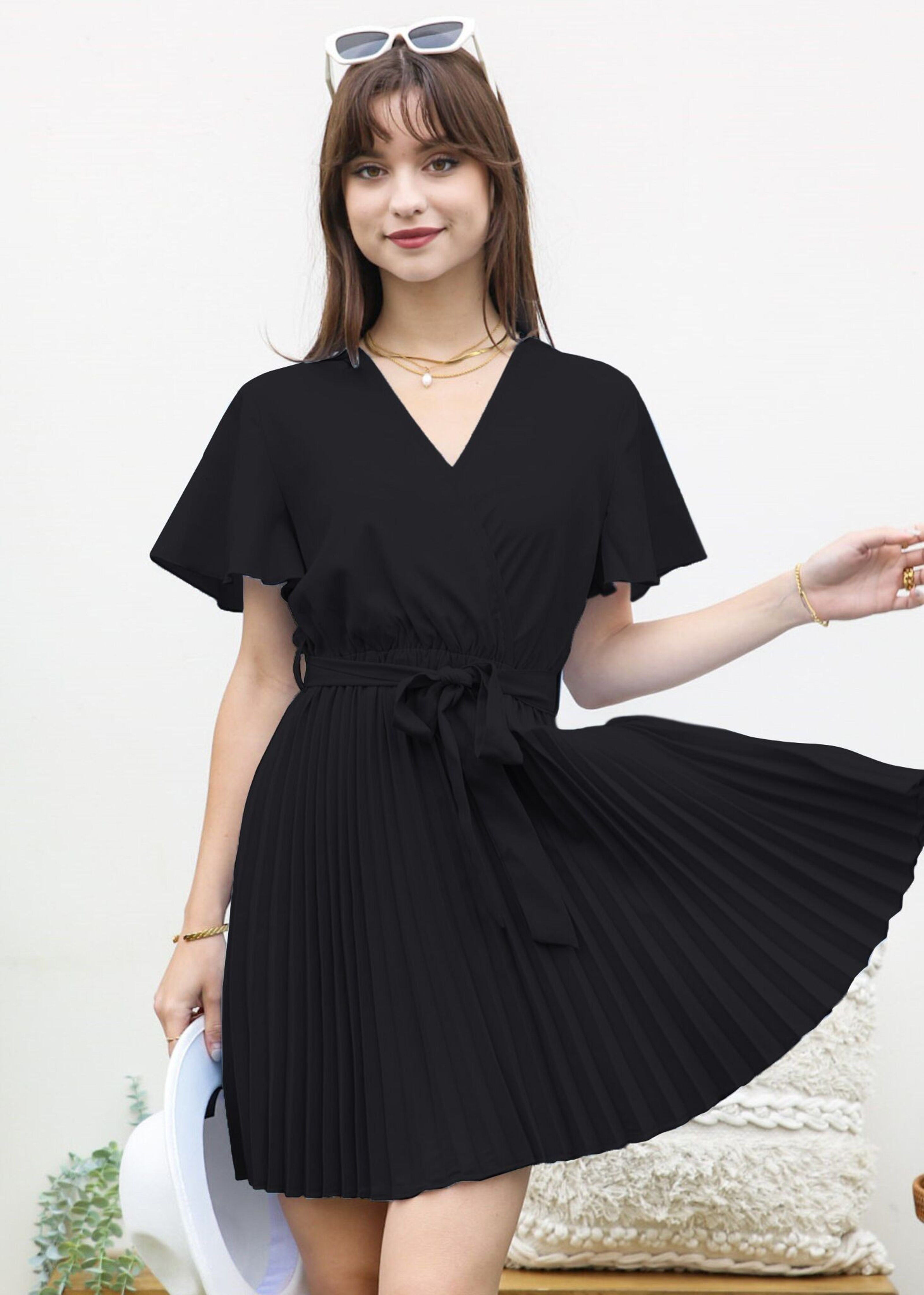 Buy wholesale Classic Solid Color Pleated Dress-Black