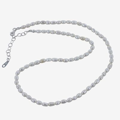 Dainty White Natural Pearl Necklace
