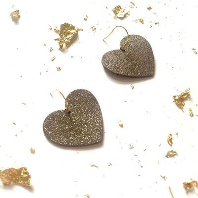 Boucles d’oreilles cœur en cuir gris souris à paillettes recyclé - modèle BIG LOVE