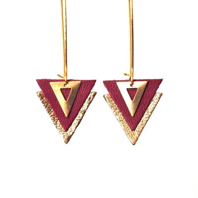 Burgundy and gold leather earrings, plum leather and brass triangles on large sleepers - PIAMA model