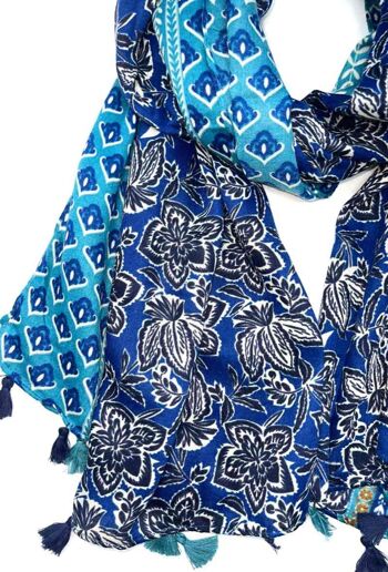 foulard motif feuille HH-127 16