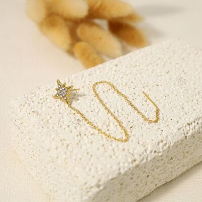 Single earring with star and chain