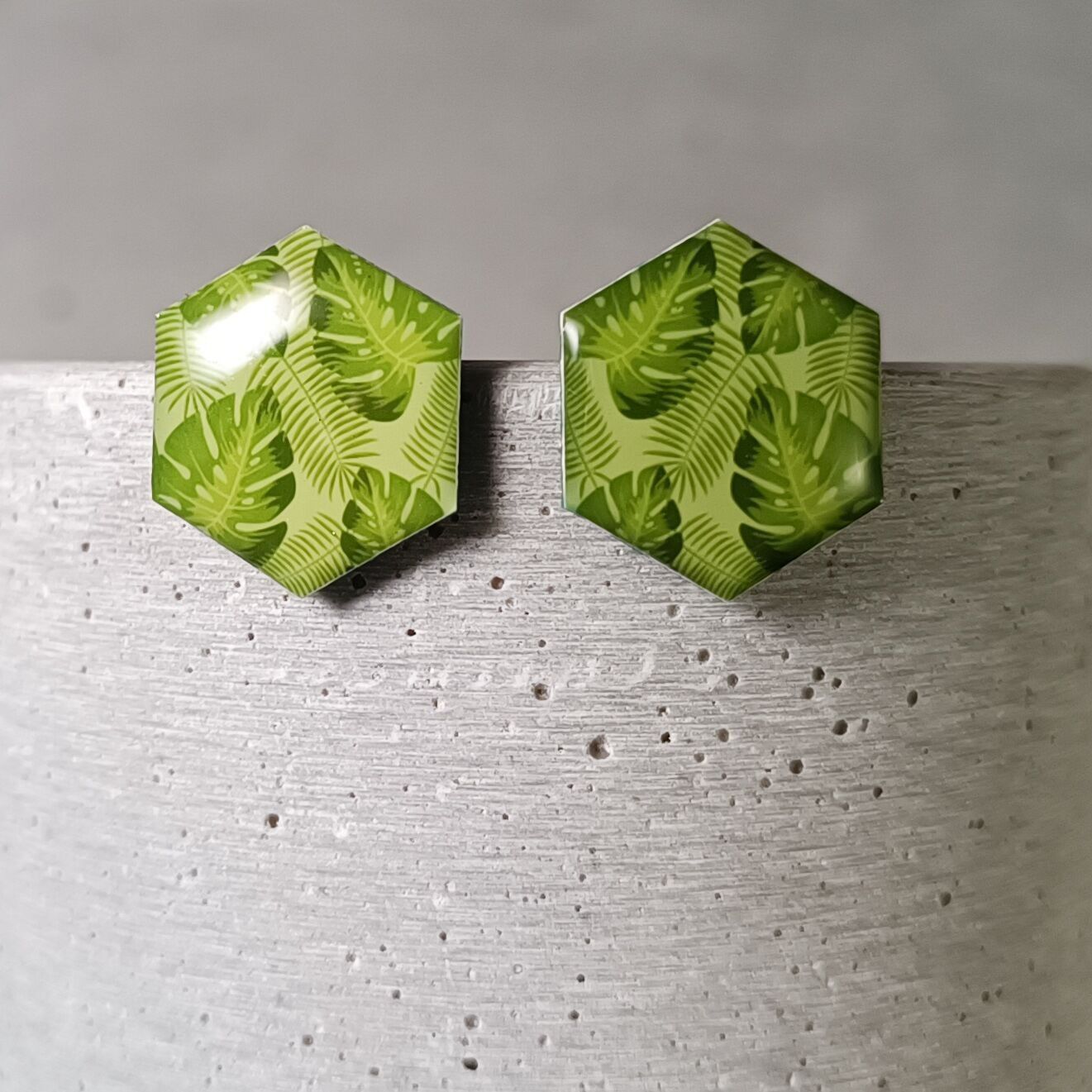 Orecchini Baugé – foglie di monstera 1059