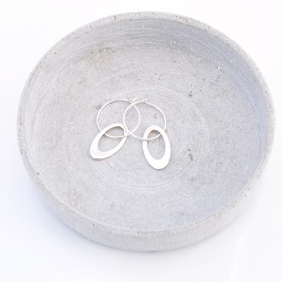 HOOP EARRINGS OVAL SILVER