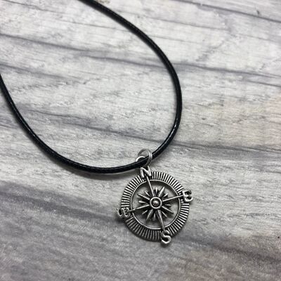 Wählen Sie Ihre Charm-Halskette, Kordelhalskette, individuelle Halskette, Geschenk für sie, Festivalschmuck, Halsband, Indie-Geschenk, Kompasshalskette