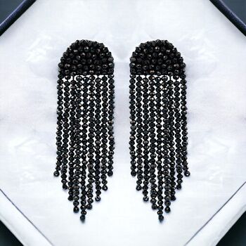 Boucles d'oreilles cascade en cristal noir 2