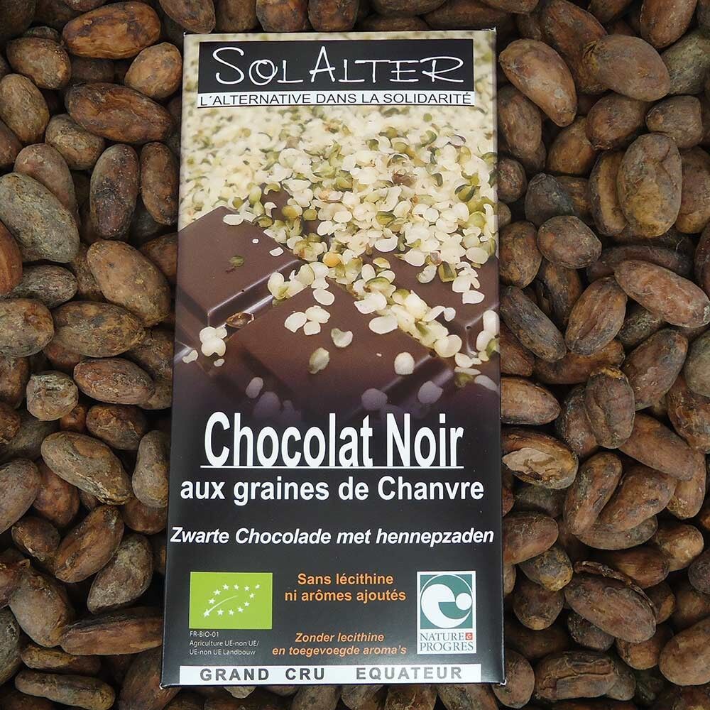 Dunkle Schokolade mit Hanfsamen