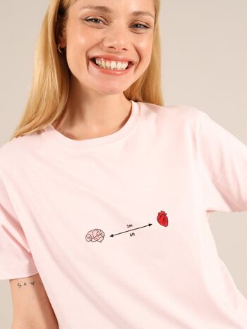 T-shirt Social Distance en rose 1