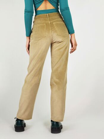 Pantalon en velours côtelé durable en beige 4