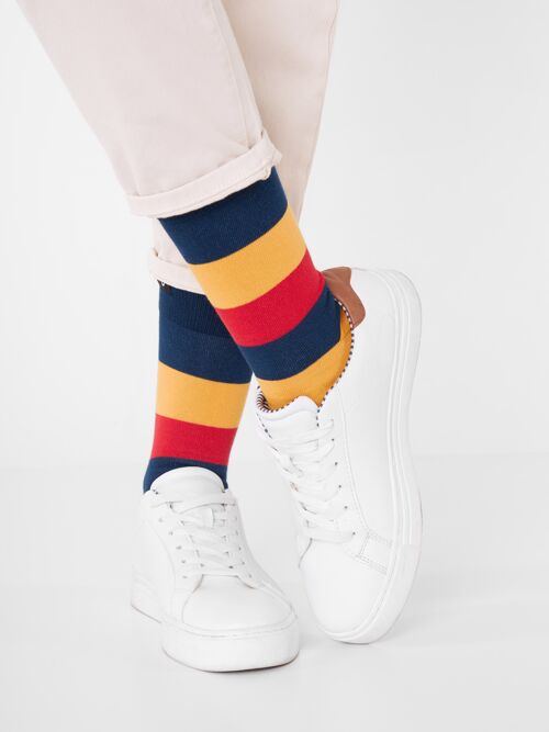 Bio-Socken Gestreift - Bunte Socken mit breiten Streifen in Blau, Rot und Gel, Sunset