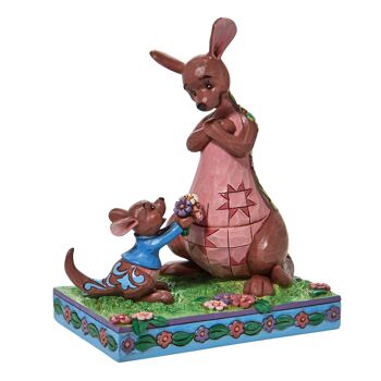 The Sweetest Gift (Roo Giving Kanga Flowers Figurine) - Disney Traditons par JimShore 4