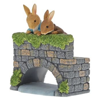 Figurine Peter & Benjamin Bunny sur le pont par Beatirix Potter 4