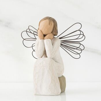 Figurine Angel of Caring par Willow Tree 2
