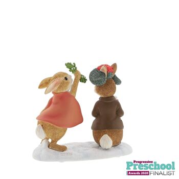 Figurine Flopsy et Benjamin Bunny sous le gui par Beatrix Potter 3